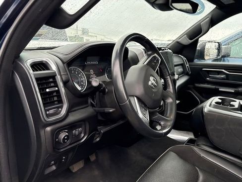 Used 2023 RAM 1500 Laramie AWD/4WD image 16