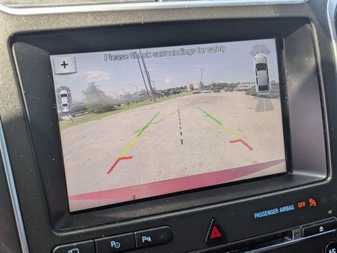 Used 2017 Ford Explorer Limited w/ Equipment Group 301A FWD image 21