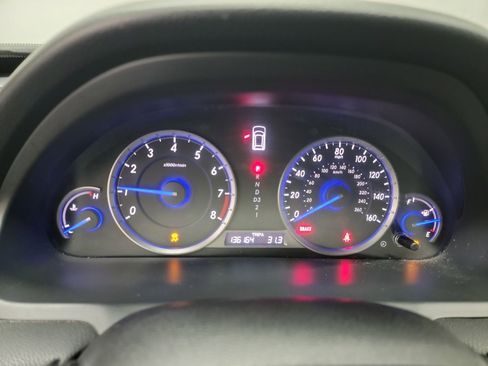 Used 2014 Honda Crosstour EX image 18