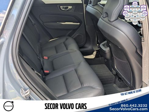 Certified 2024 Volvo XC60 B5 Plus w/ Protection Package Premier AWD/4WD image 27