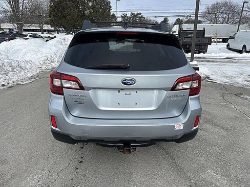 Used 2016 Subaru Outback 2.5i Premium image 4