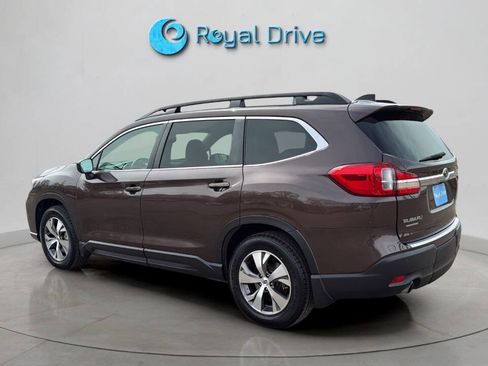 Used 2020 Subaru Ascent Premium w/ Convenience Package image 3