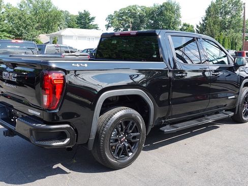 Used 2024 GMC Sierra 1500 Elevation w/ LPO, Elevation Black Package AWD/4WD image 3