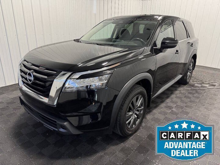 Used 2022 Nissan Pathfinder S AWD/4WD image 1