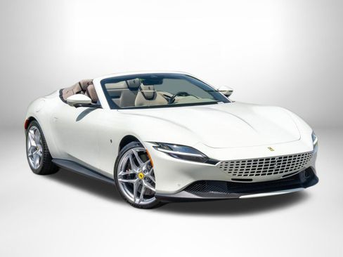 Used 2024 Ferrari Roma Spider RWD image 1