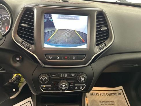 Used 2021 Jeep Cherokee Trailhawk w/ Sun, Sound & Nav Group image 22
