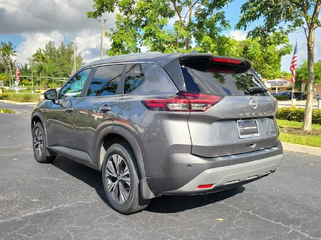 Used 2023 Nissan Rogue SV w/ SV Premium B Package FWD image 6