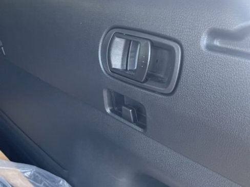 Certified 2025 MAZDA CX-50 AWD 2.5 S w/ Weather Package image 23