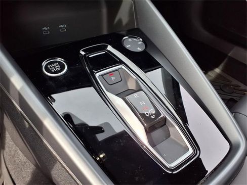 Used 2025 Audi A3 2.0T Premium w/ Convenience Package image 15