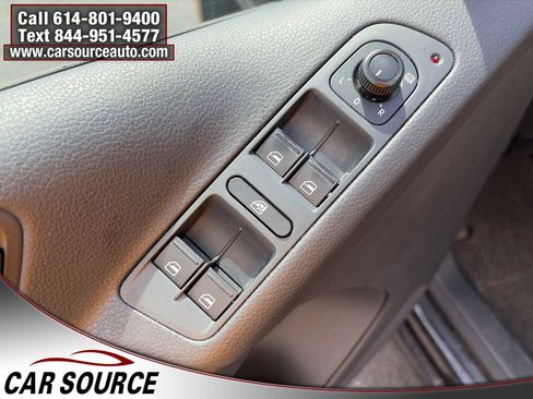 Used 2016 Volkswagen Tiguan S FWD image 16