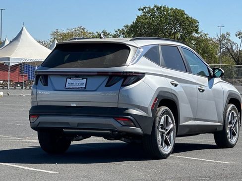 Used 2025 Hyundai Tucson SEL image 4