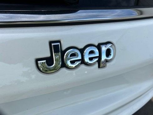 Used 2018 Jeep Compass Limited AWD/4WD image 46