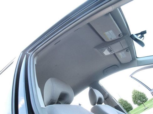 Used 2009 Toyota Prius Touring FWD image 24
