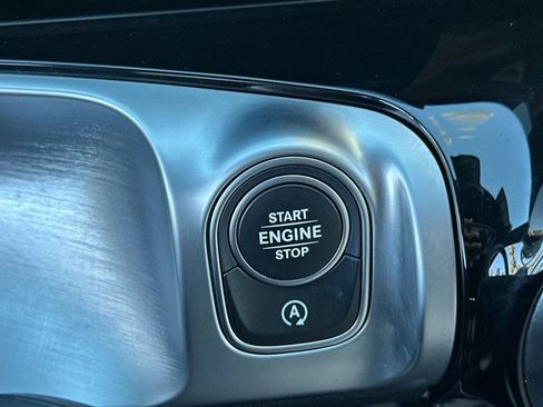 Certified 2022 Mercedes-Benz GLB 250 image 22