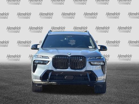 New 2026 BMW X7 M60i image 3
