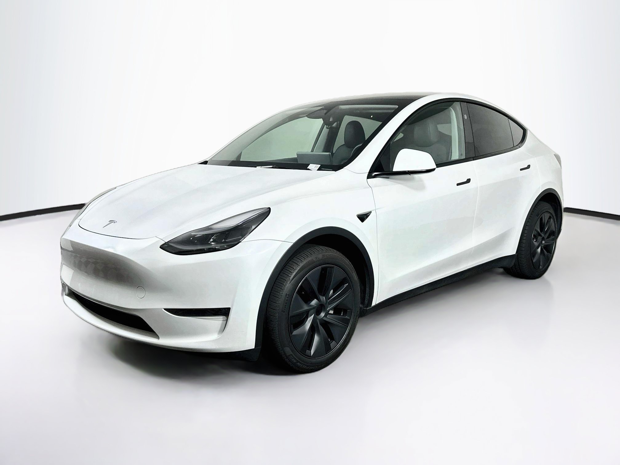 Used 2024 Tesla Model Y Long Range AWD/4WD image 3