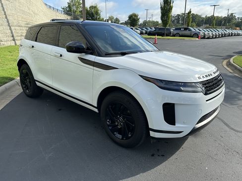 Used 2026 Land Rover Range Rover Evoque S AWD/4WD image 9