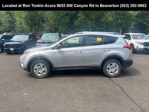 Used 2014 Toyota RAV4 LE FWD image 7