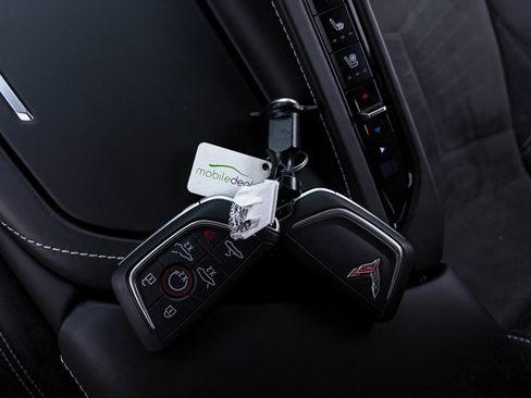Used 2023 Chevrolet Corvette Stingray Premium Conv RWD image 32