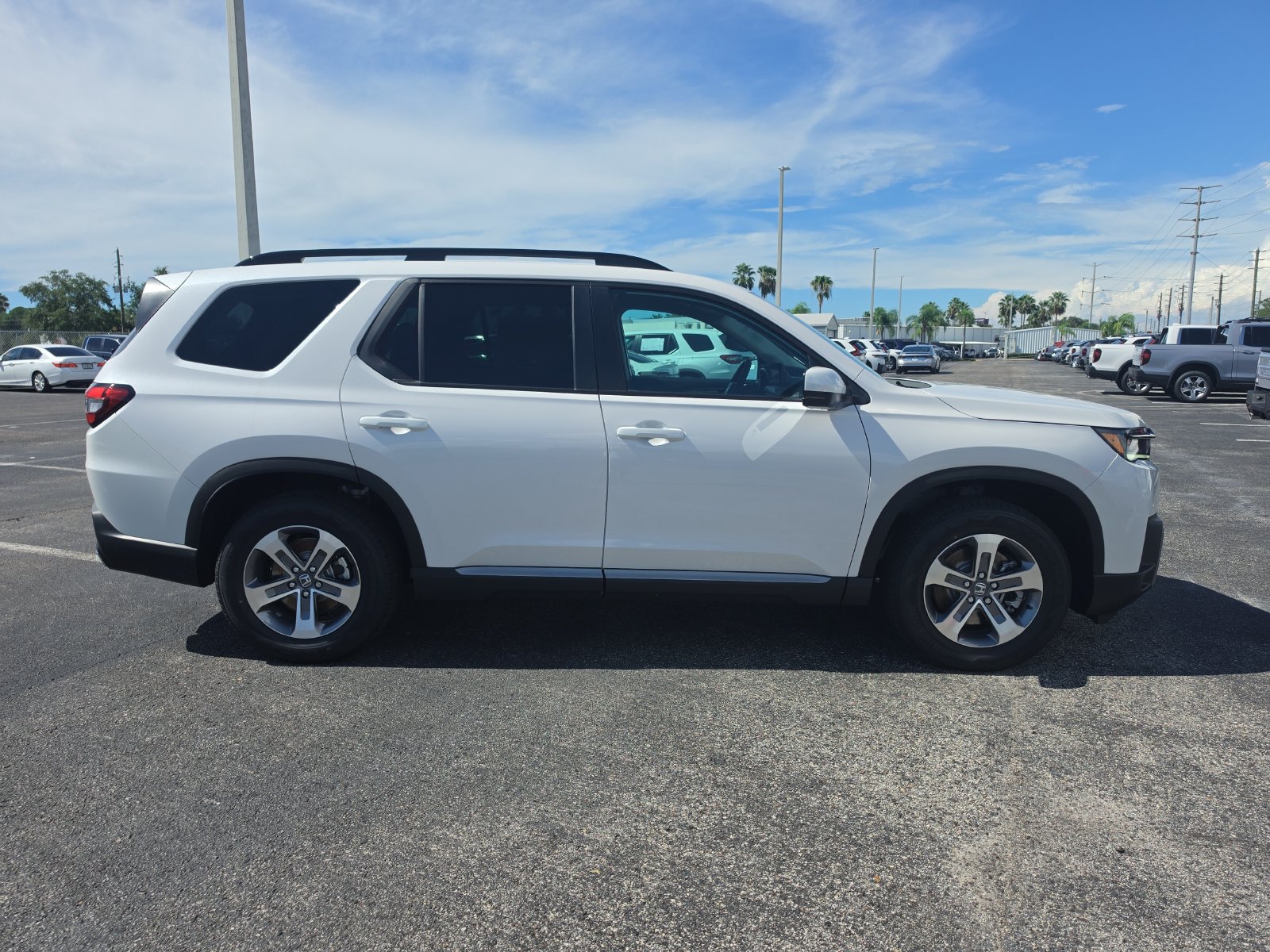 New 2026 Honda Pilot EX-L image 3
