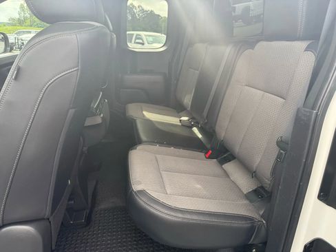 Used 2020 Nissan Titan S w/ S Utility Package image 14