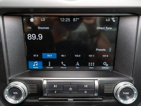 Used 2018 Ford Mustang Premium RWD image 20