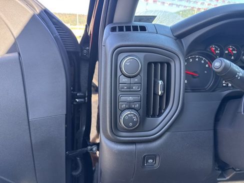 New 2026 Chevrolet Silverado 1500 W/T w/ WT Value Package AWD/4WD image 17