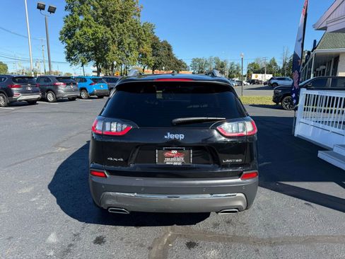 Used 2019 Jeep Cherokee Limited image 8
