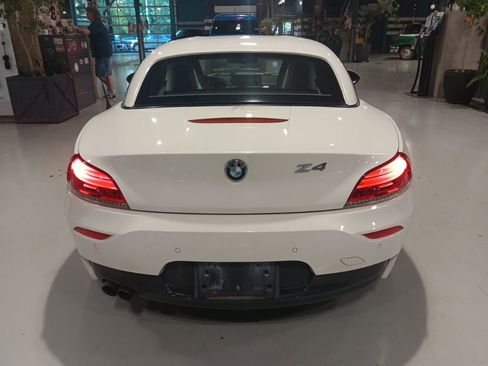 Used 2013 BMW Z4 sDrive28i RWD image 7