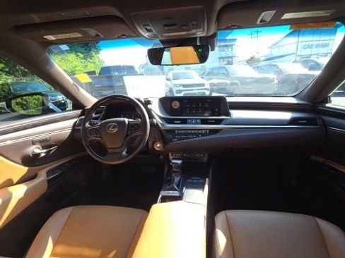 Used 2019 Lexus ES 350 w/ Premium Package FWD image 28