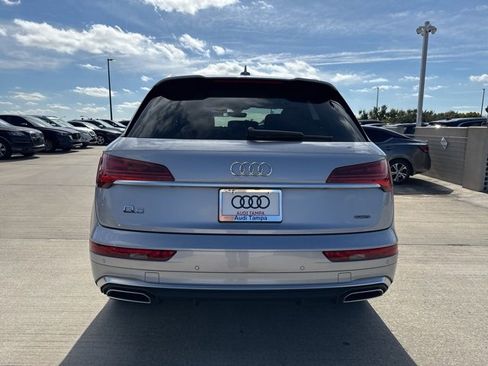 Certified 2023 Audi Q5 2.0T Prestige w/ Prestige Package image 4