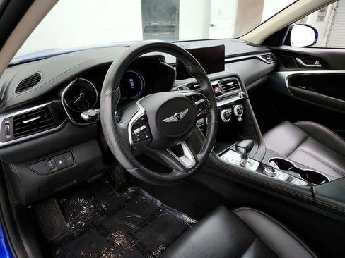 Used 2022 Genesis G70 2.0T image 13