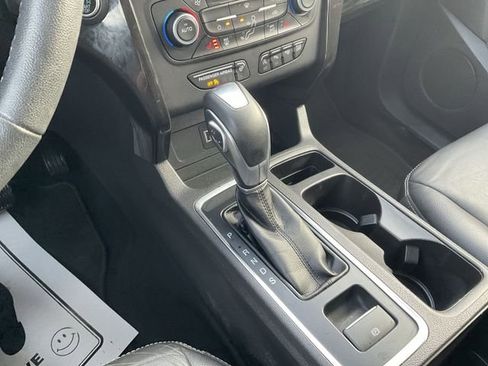 Certified 2019 Ford Escape Titanium image 20