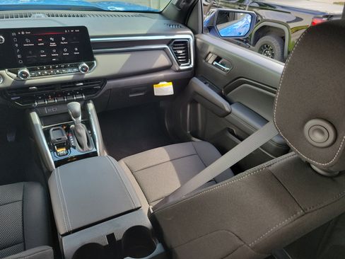 New 2026 GMC Canyon Elevation w/ Convenience Package RWD image 16