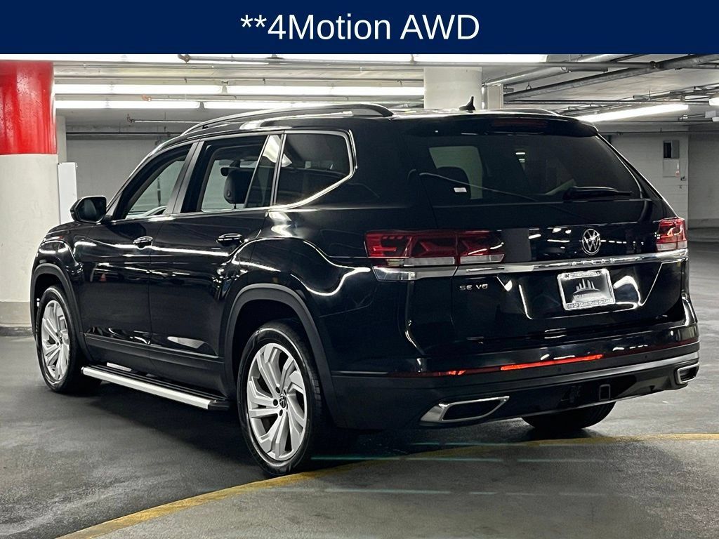 Used 2023 Volkswagen Atlas SE w/ Panoramic Sunroof Package FWD image 5