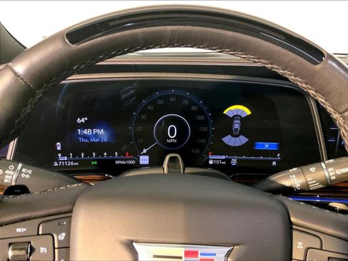 Used 2023 Cadillac Escalade Premium Luxury image 29