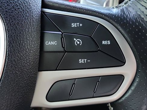 Used 2022 Dodge Charger SRT Hellcat RWD image 16