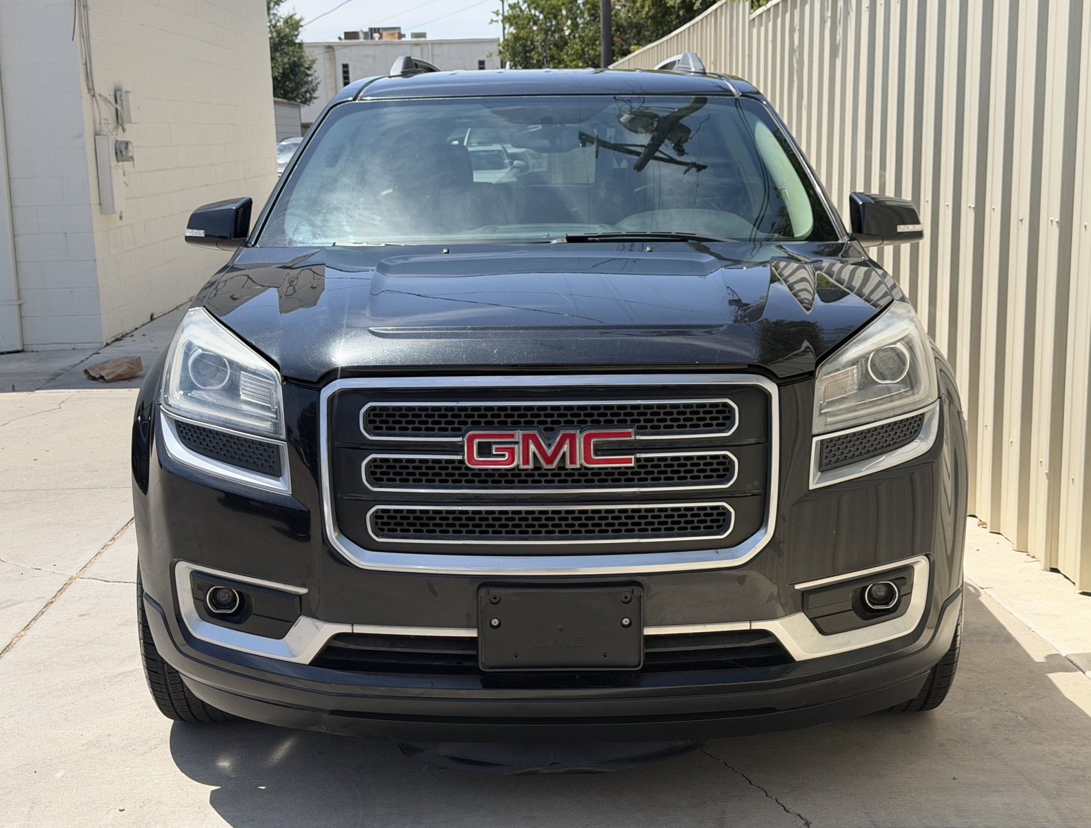 Used 2014 GMC Acadia SLT FWD image 2