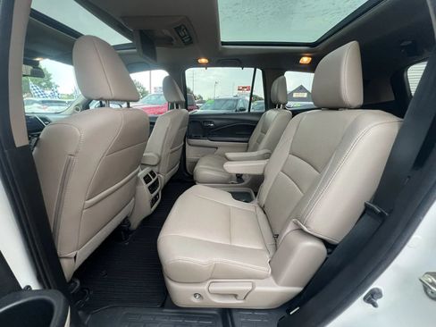 Used 2017 Honda Pilot Elite image 33