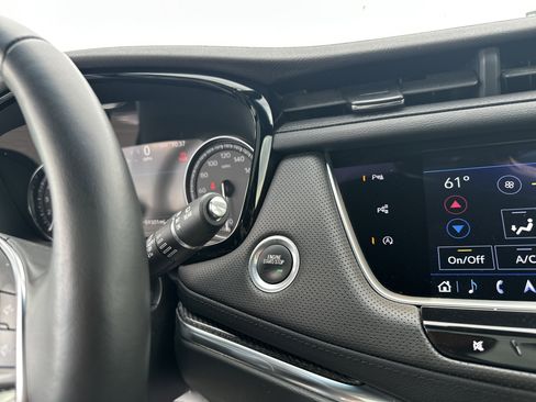 Certified 2023 Cadillac XT5 Sportv w/ Technology Package AWD/4WD image 36