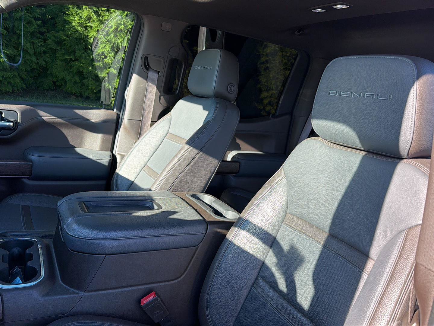 Used 2021 GMC Sierra 1500 Denali w/ Denali Ultimate Package AWD/4WD image 31