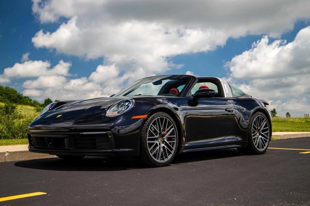 Used 2024 Porsche 911 Targa 4S AWD/4WD image 27