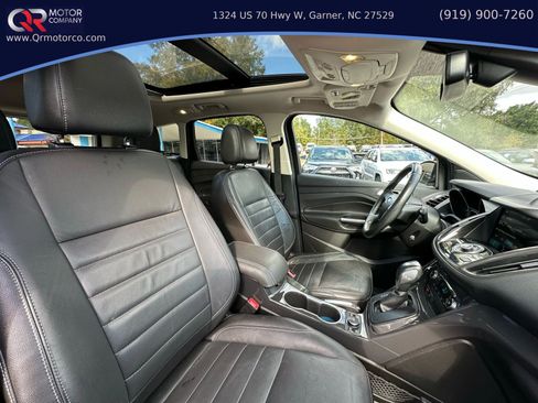 Used 2016 Ford Escape Titanium AWD/4WD image 23