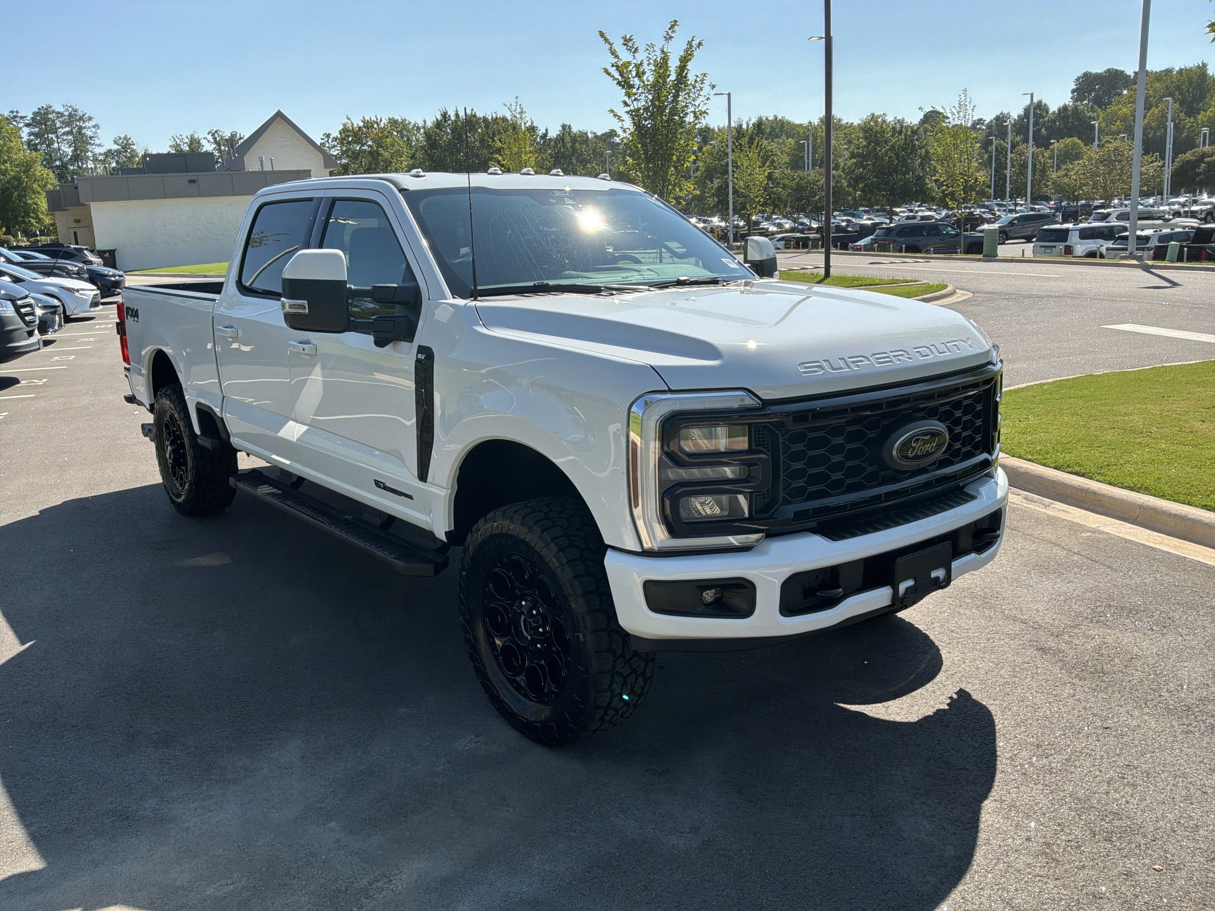 Used 2026 Ford F250 XLT w/ XLT Premium Package AWD/4WD image 2