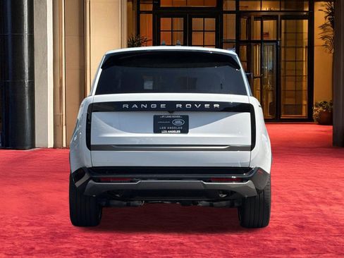 New 2026 Land Rover Range Rover SE AWD/4WD image 10