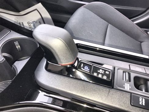 Used 2024 Toyota Prius Prime XSE Premium image 20