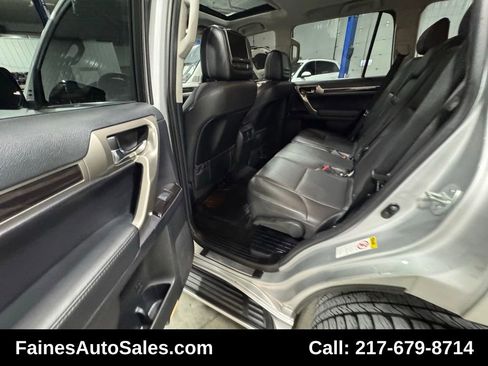 Used 2016 Lexus GX 460 image 54