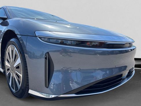 Used 2024 Lucid Air Pure RWD image 57