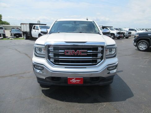Used 2017 GMC Sierra 1500 SLT w/ SLT Premium Package AWD/4WD image 14