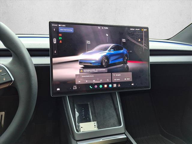 Used 2026 Tesla Model Y AWD image 9